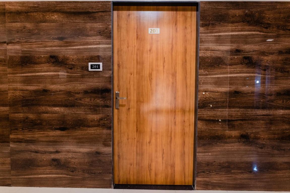 Hotel Ayodhya Virpur Eksteriør bilde