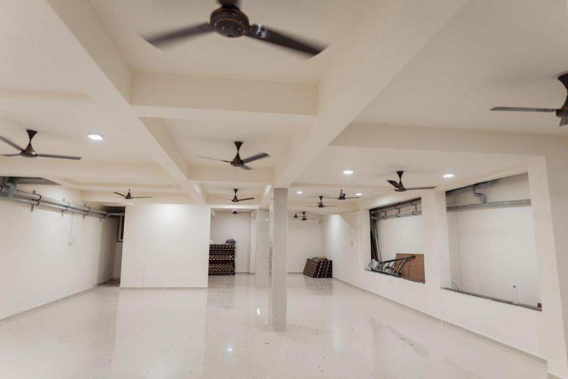 Hotel Ayodhya Virpur Eksteriør bilde